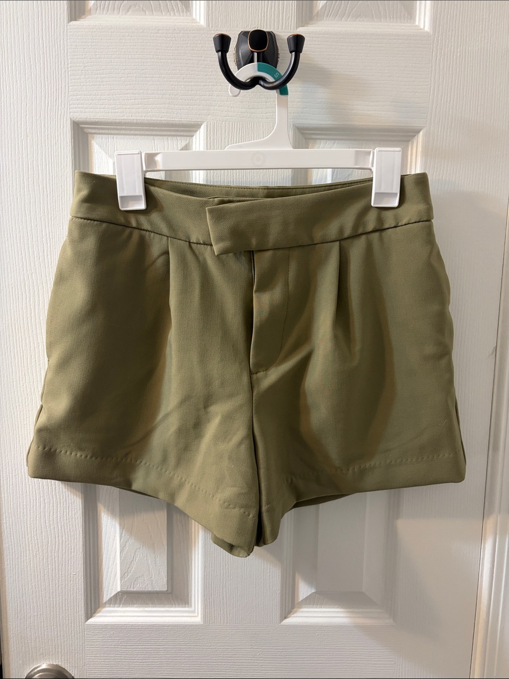 A New Day Women’s Stretch Olive High-Waist Tailored Shorts